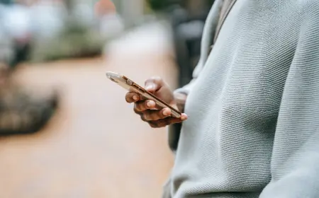Waspadai Aplikasi Sadap Kamera Berikut! Tips Mengetahui Hp Kamu Apakah Sudah Disadap