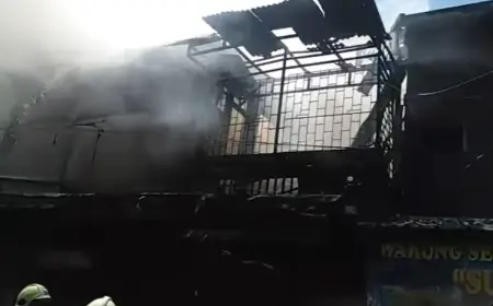 Kebakaran di Rumah Makan Gambir Jakarta, Dua Korban Tewas dan Tiga Luka Bakar