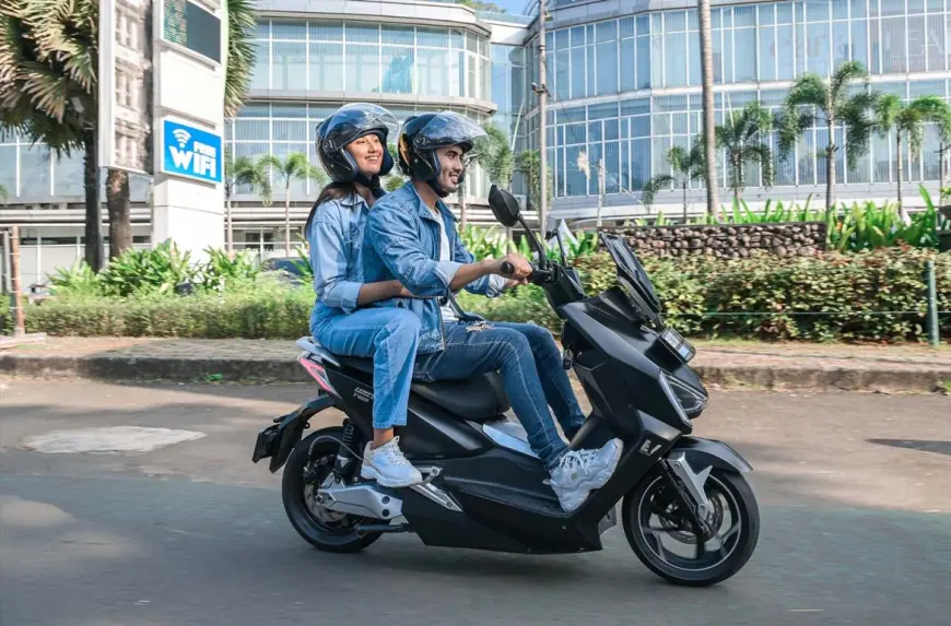 Nih, Ada Kelebihan Unik Sepeda Motor Listrik yang Bikin Ketagihan